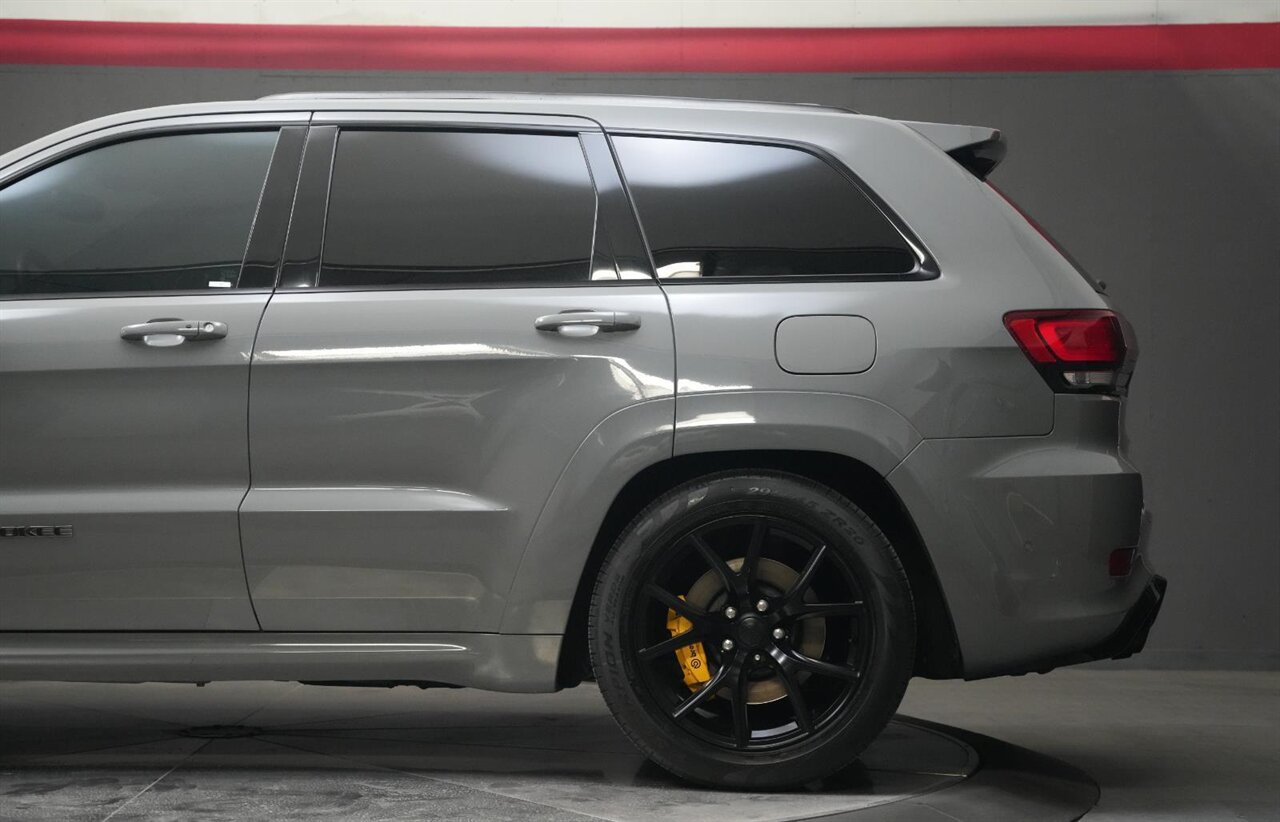 2020 Jeep Grand Cherokee Trackhawk   - Photo 12 - Victorville, CA 92392