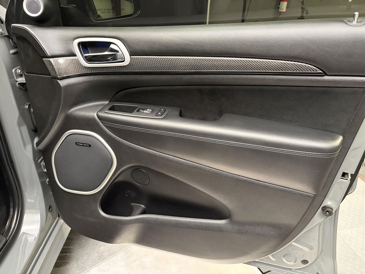 2020 Jeep Grand Cherokee Trackhawk - Photo 34 - Victorville, CA 92392