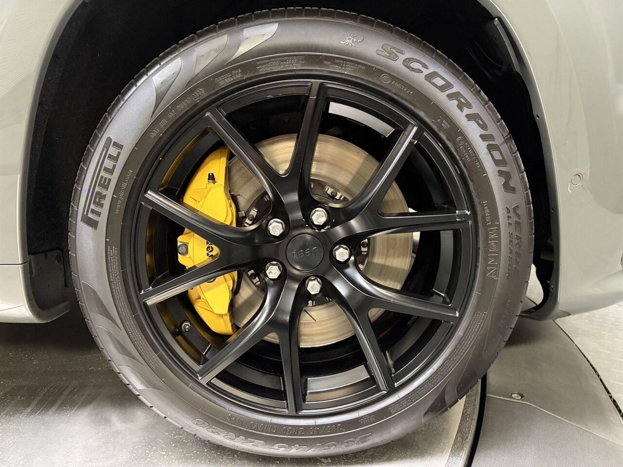 2020 Jeep Grand Cherokee Trackhawk - Photo 38 - Victorville, CA 92392