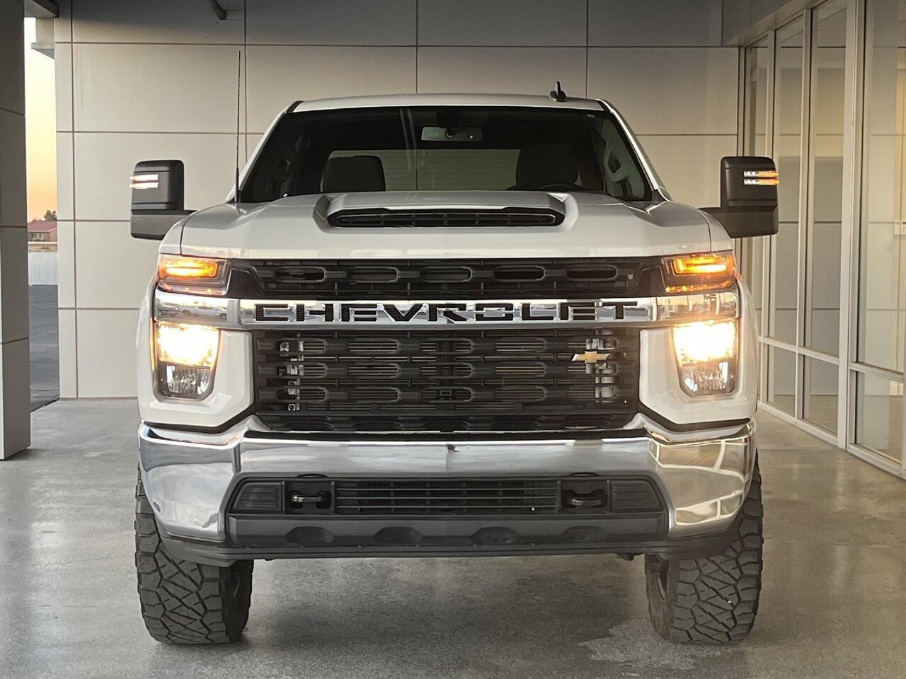 2021 Chevrolet Silverado 2500HD LT   - Photo 5 - Victorville, CA 92392