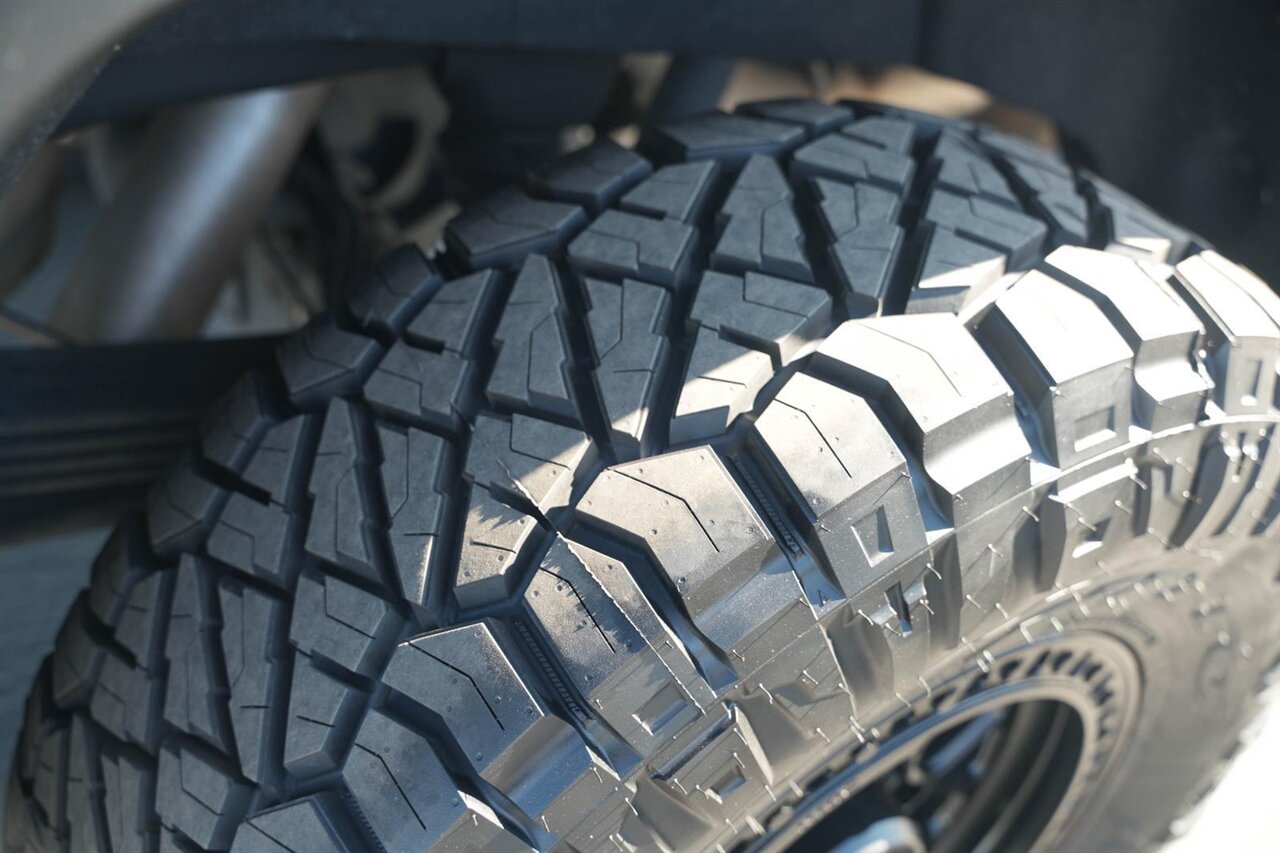 2022 Chevrolet Silverado 2500HD LTZ   - Photo 17 - Victorville, CA 92392