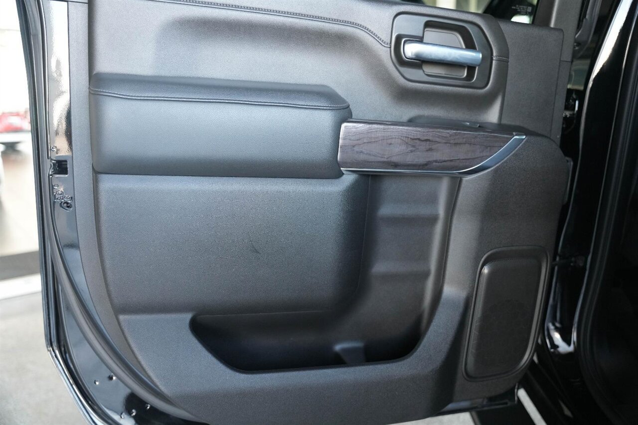 2022 Chevrolet Silverado 2500HD LTZ   - Photo 33 - Victorville, CA 92392
