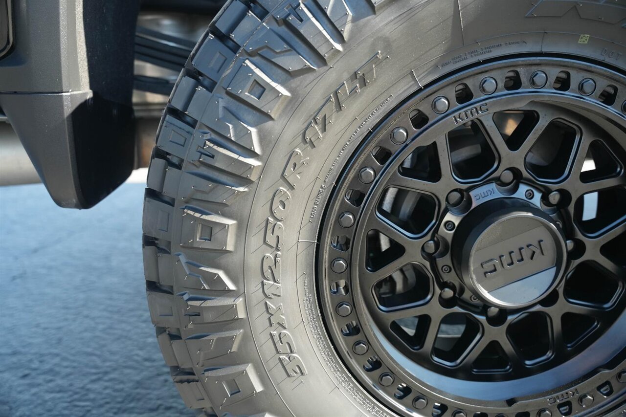 2022 Chevrolet Silverado 2500HD LTZ   - Photo 16 - Victorville, CA 92392