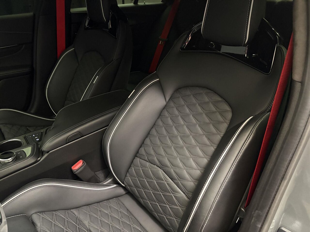 2023 Cadillac CT4-V Blackwing   - Photo 17 - Victorville, CA 92392