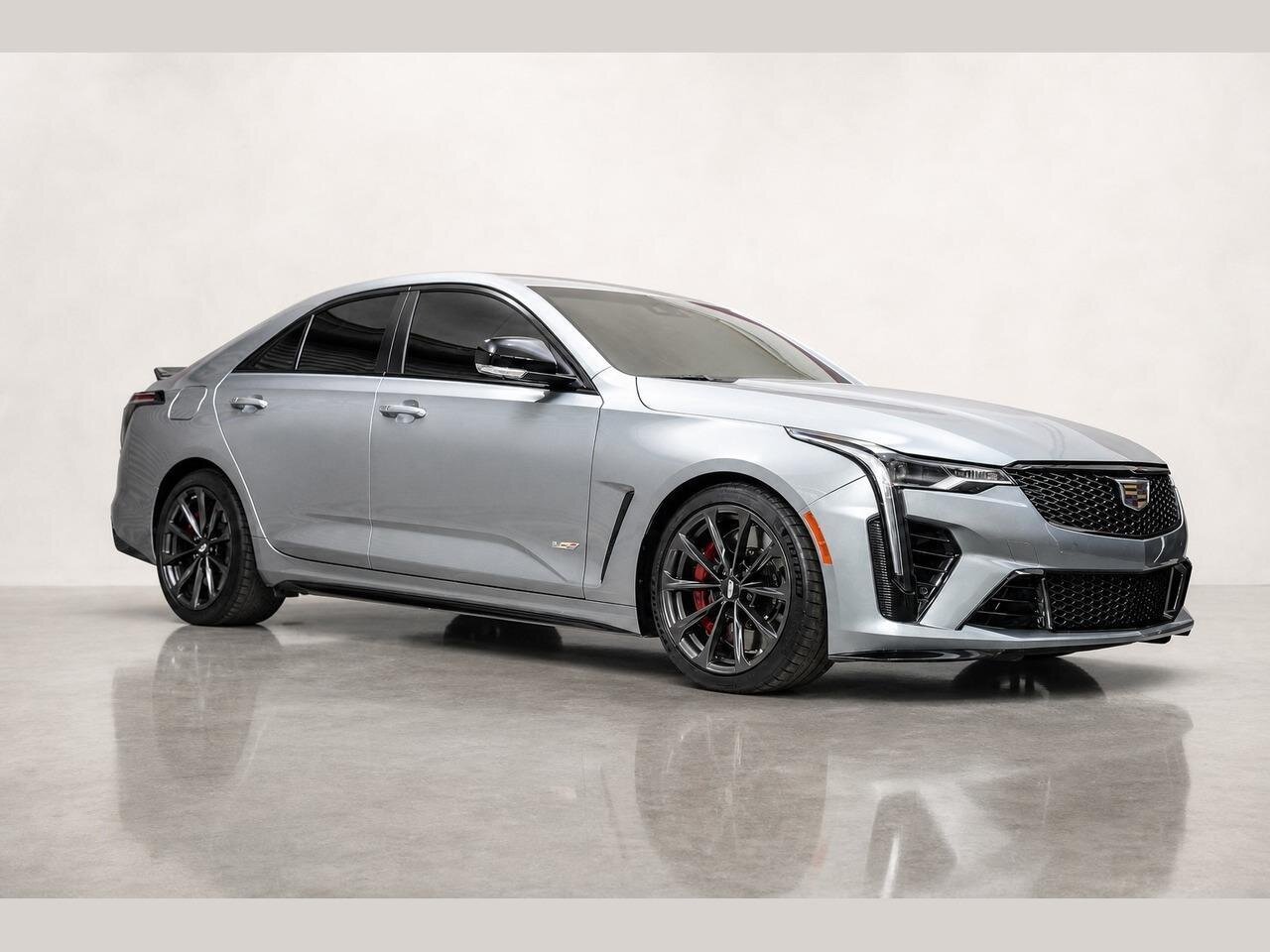 2023 Cadillac CT4-V Blackwing   - Photo 8 - Victorville, CA 92392