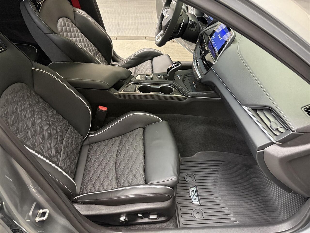 2023 Cadillac CT4-V Blackwing   - Photo 36 - Victorville, CA 92392