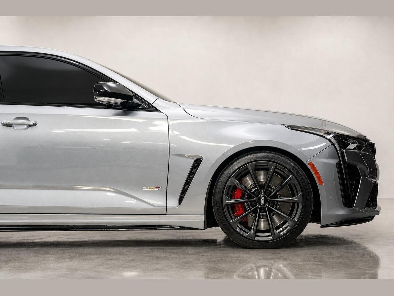 2023 Cadillac CT4-V Blackwing   - Photo 6 - Victorville, CA 92392