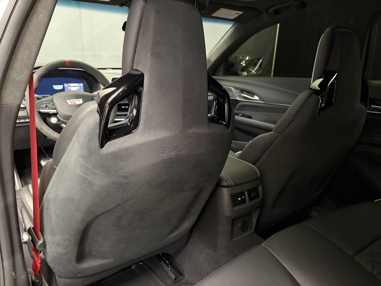 2023 Cadillac CT4-V Blackwing   - Photo 35 - Victorville, CA 92392