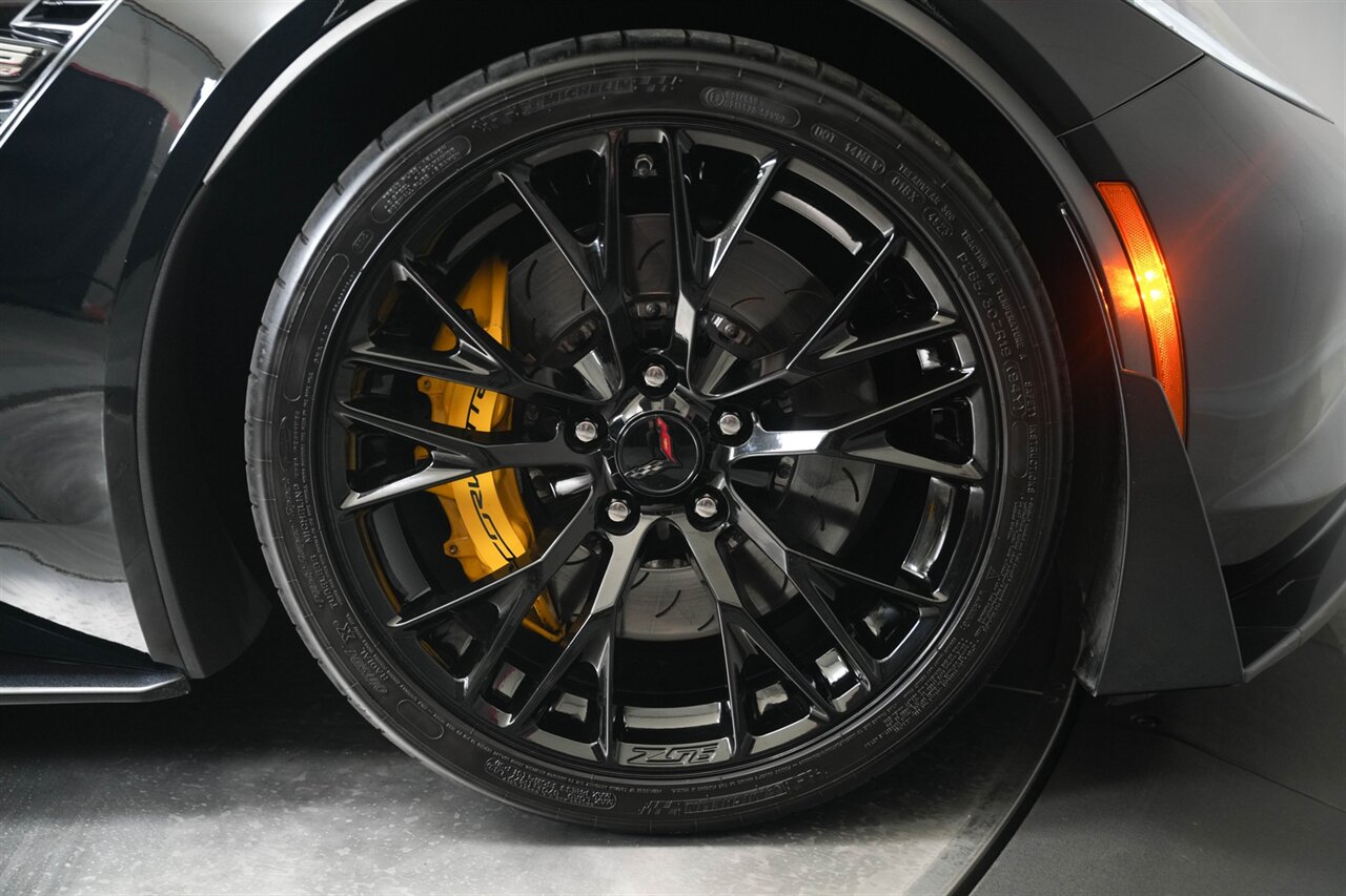2017 Chevrolet Corvette Z06 Rare 7-Speed Manual, Only 18k Miles - Photo 78 - Victorville, CA 92392