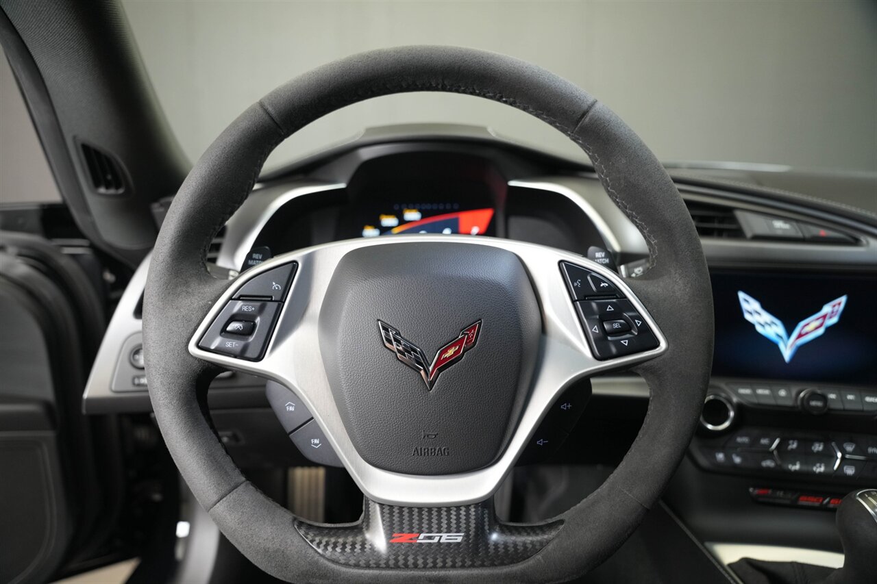 2017 Chevrolet Corvette Z06 Rare 7-Speed Manual, Only 18k Miles - Photo 68 - Victorville, CA 92392