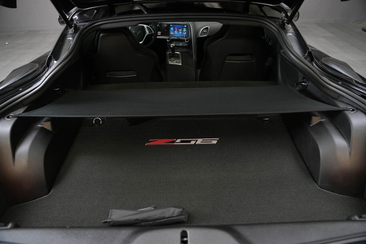 2017 Chevrolet Corvette Z06 Rare 7-Speed Manual, Only 18k Miles - Photo 40 - Victorville, CA 92392