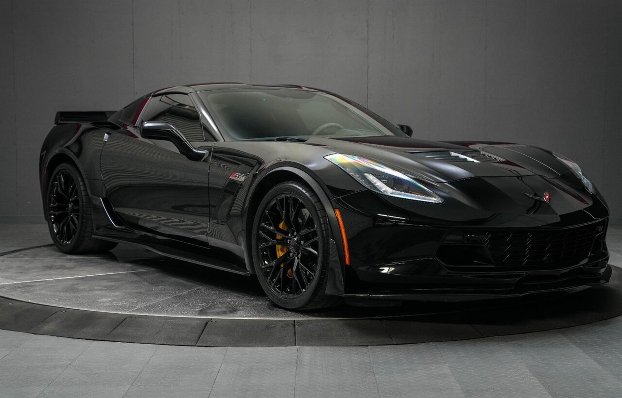 2017 Chevrolet Corvette Z06 Rare 7-Speed Manual, Only 18k Miles - Photo 7 - Victorville, CA 92392