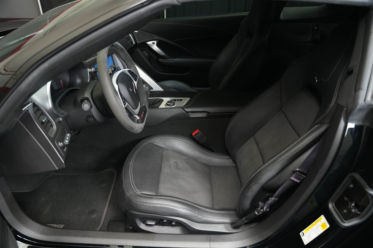 2017 Chevrolet Corvette Z06 Rare 7-Speed Manual, Only 18k Miles - Photo 44 - Victorville, CA 92392
