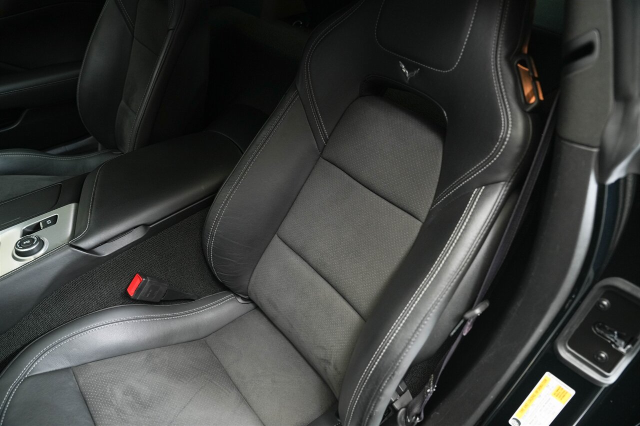 2017 Chevrolet Corvette Z06 Rare 7-Speed Manual, Only 18k Miles - Photo 65 - Victorville, CA 92392