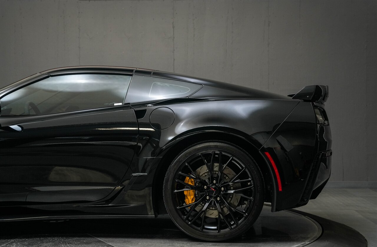 2017 Chevrolet Corvette Z06 Rare 7-Speed Manual, Only 18k Miles - Photo 52 - Victorville, CA 92392