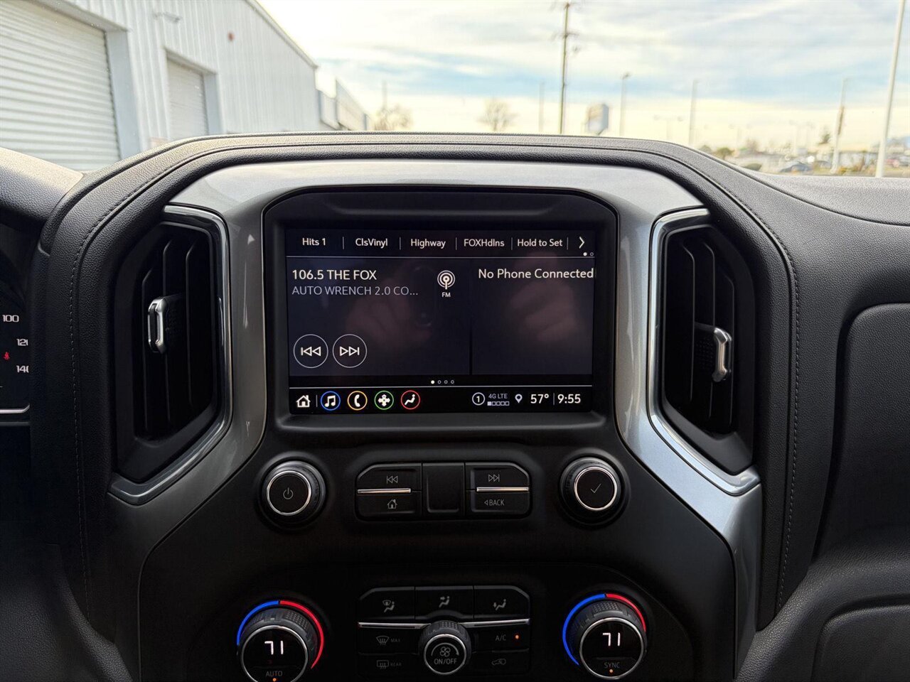 2021 Chevrolet Silverado 1500 LT Trail Boss   - Photo 30 - Victorville, CA 92392