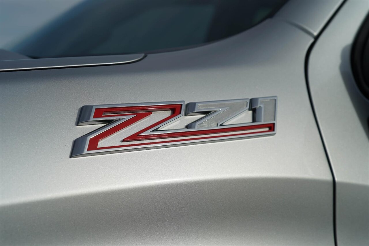 2021 Chevrolet Silverado 1500 LT Trail Boss   - Photo 4 - Victorville, CA 92392