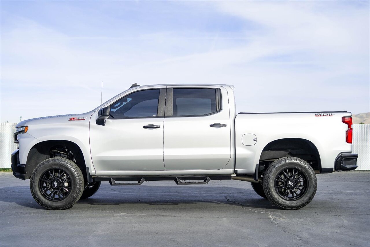 2021 Chevrolet Silverado 1500 LT Trail Boss   - Photo 3 - Victorville, CA 92392