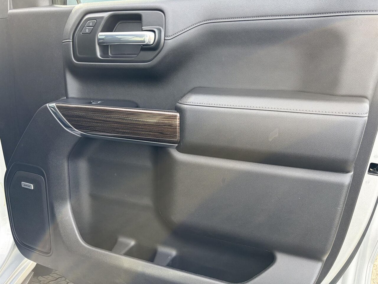 2021 Chevrolet Silverado 1500 LT Trail Boss   - Photo 32 - Victorville, CA 92392