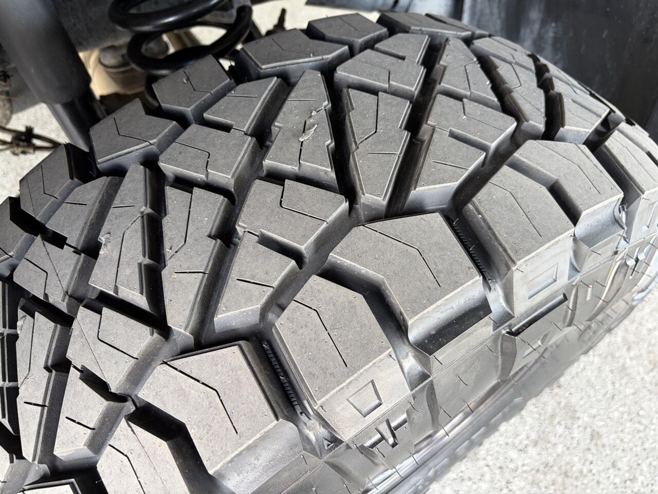 2024 RAM 2500 Laramie - Photo 9 - Victorville, CA 92392