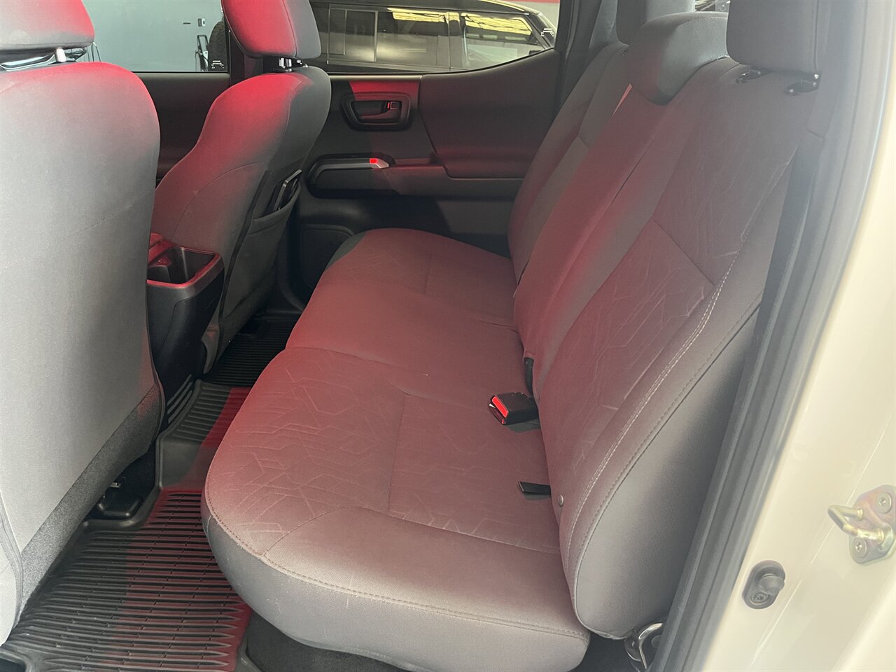 2019 Toyota Tacoma TRD Offroad V6 - Photo 39 - Victorville, CA 92392