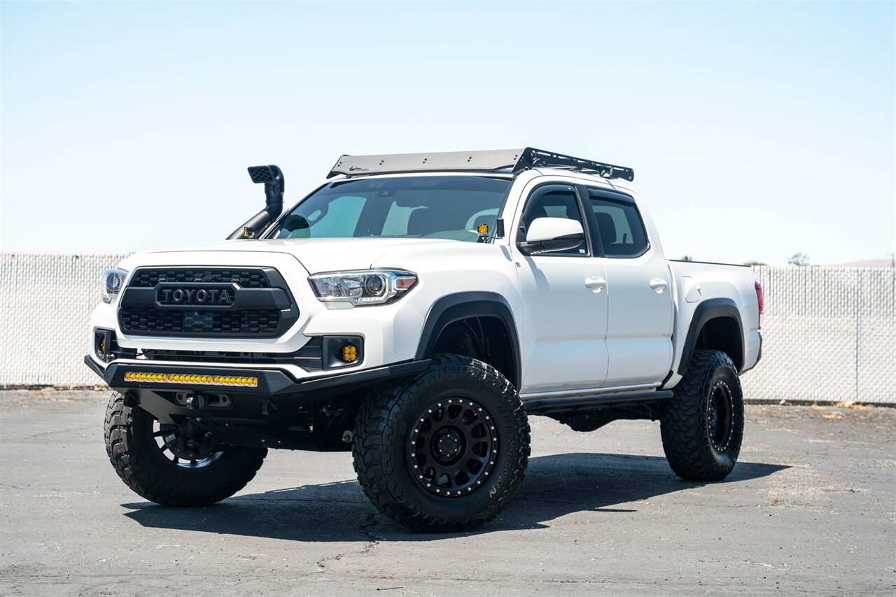 2019 Toyota Tacoma TRD Offroad V6 - Photo 2 - Victorville, CA 92392