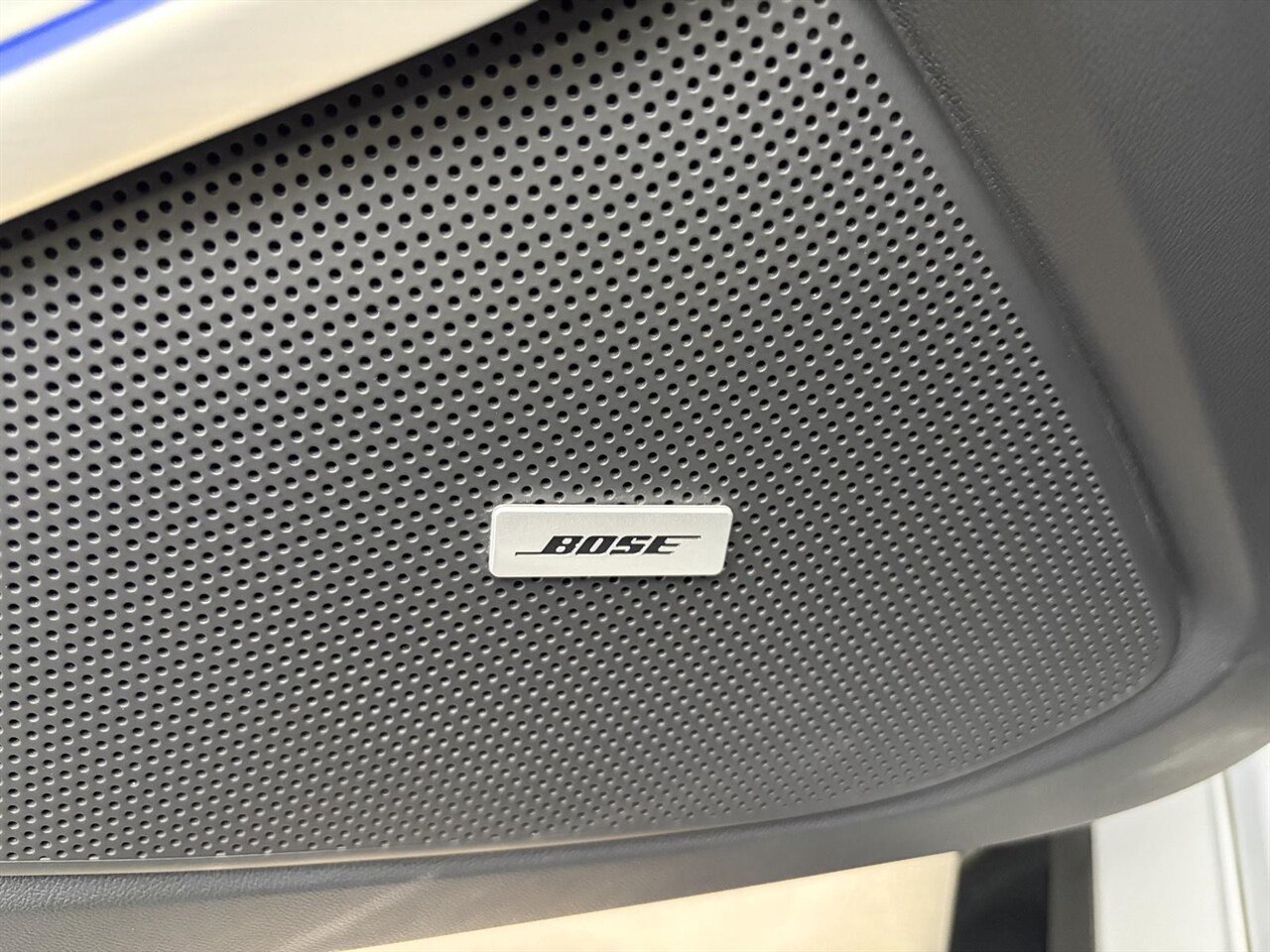 2022 Chevrolet Camaro ZL1 One Owner Clean Carfax / Carbon Fiber - Photo 25 - Victorville, CA 92392