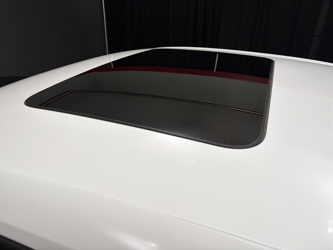 2022 Chevrolet Camaro ZL1 One Owner Clean Carfax / Carbon Fiber - Photo 22 - Victorville, CA 92392