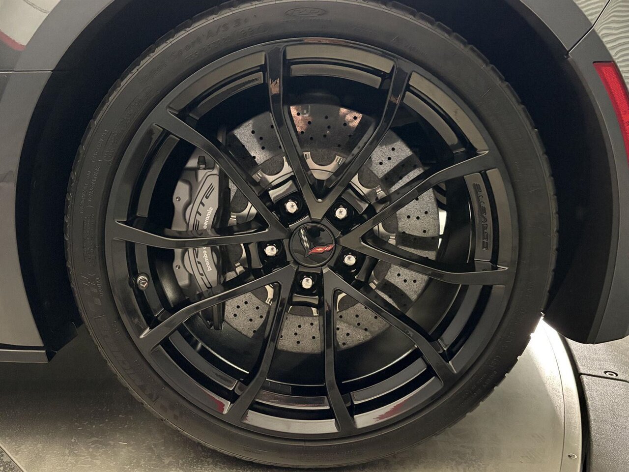 2017 Chevrolet Corvette Grand Sport  Collector Edition / Z07 Package / 3LT - Photo 14 - Victorville, CA 92392