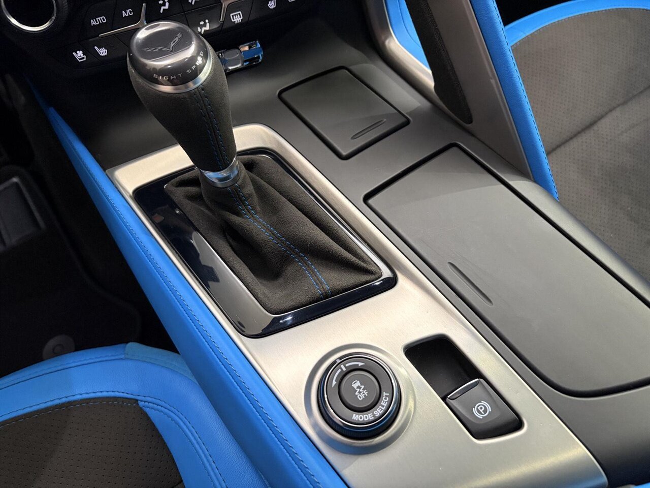 2017 Chevrolet Corvette Grand Sport  Collector Edition / Z07 Package / 3LT - Photo 23 - Victorville, CA 92392