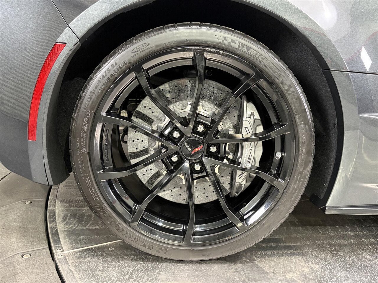 2017 Chevrolet Corvette Grand Sport  Collector Edition / Z07 Package / 3LT - Photo 10 - Victorville, CA 92392