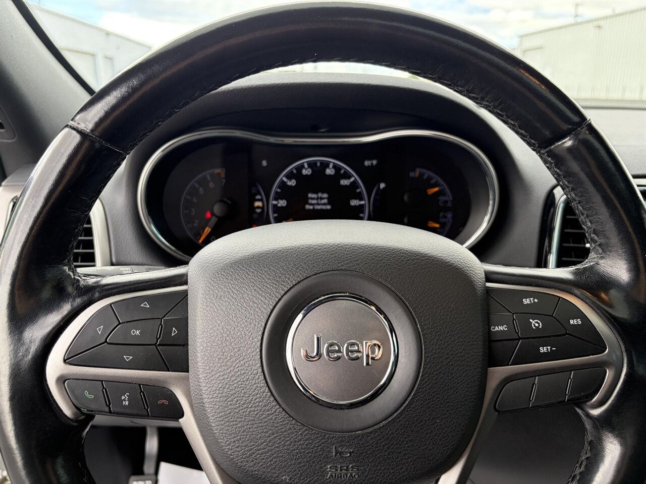 2020 Jeep Grand Cherokee Limited   - Photo 13 - Victorville, CA 92392