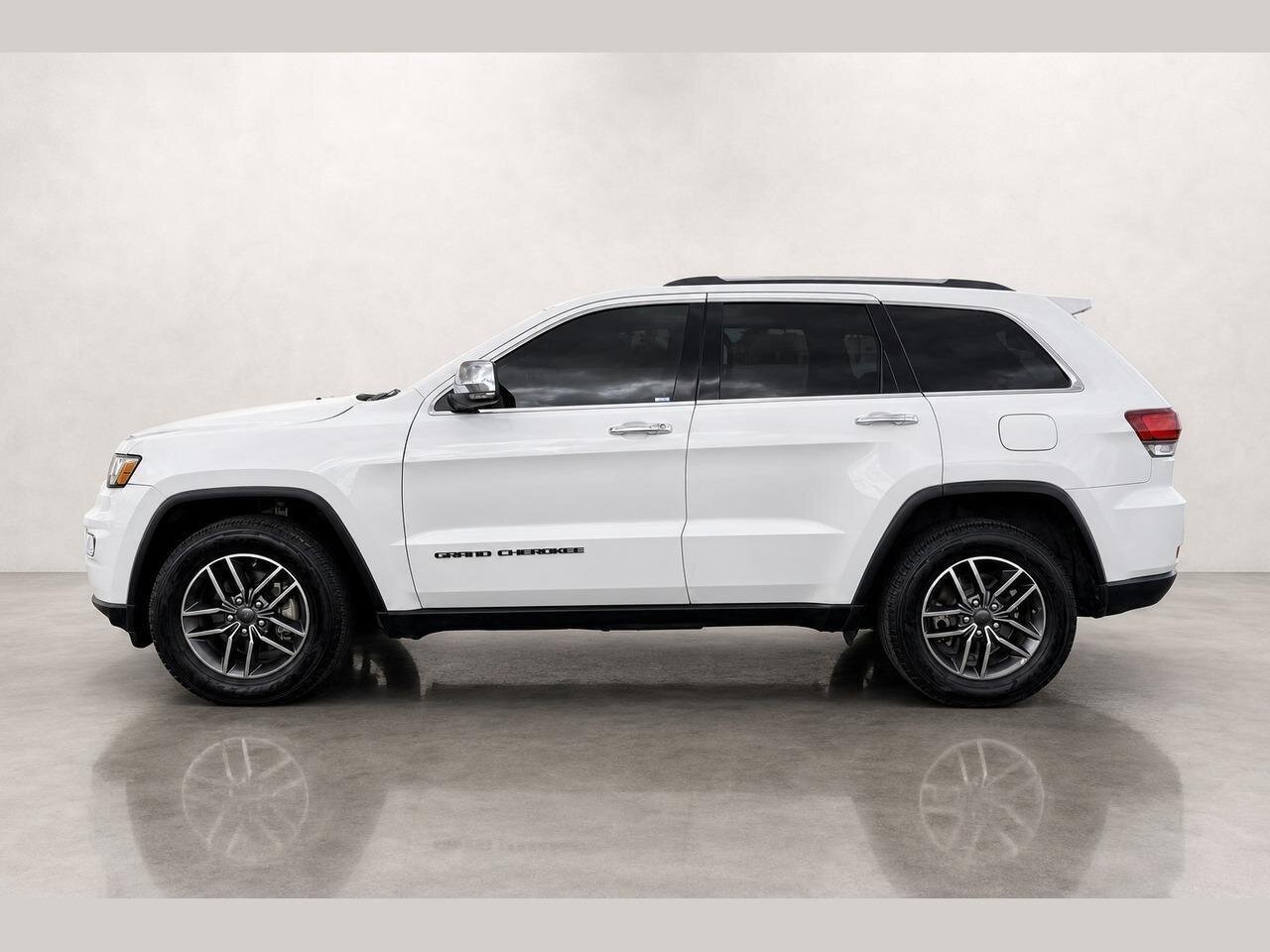 2020 Jeep Grand Cherokee Limited   - Photo 9 - Victorville, CA 92392