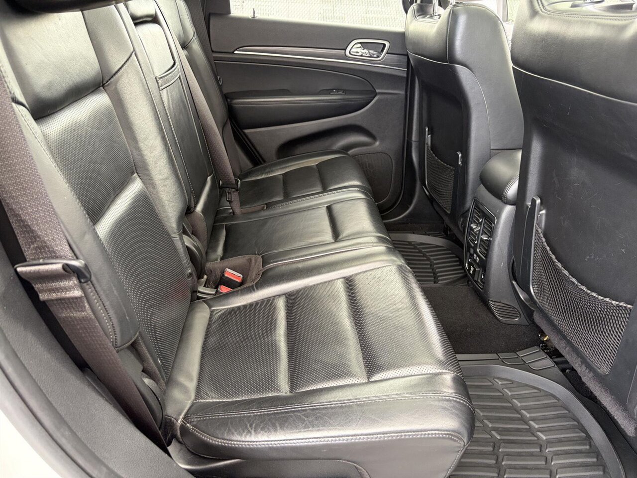 2020 Jeep Grand Cherokee Limited   - Photo 26 - Victorville, CA 92392