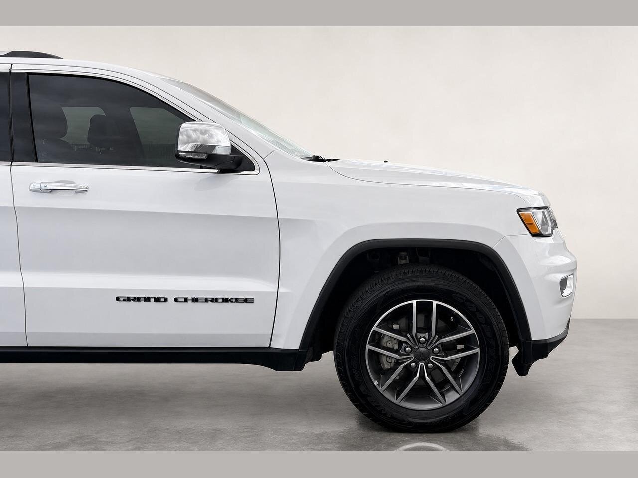 2020 Jeep Grand Cherokee Limited   - Photo 4 - Victorville, CA 92392
