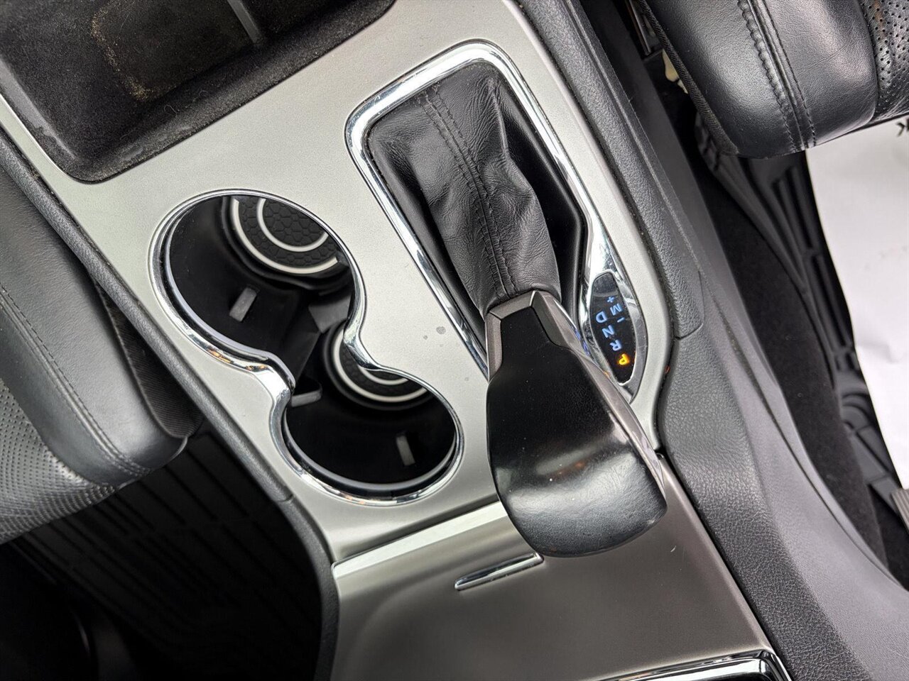 2020 Jeep Grand Cherokee Limited   - Photo 12 - Victorville, CA 92392