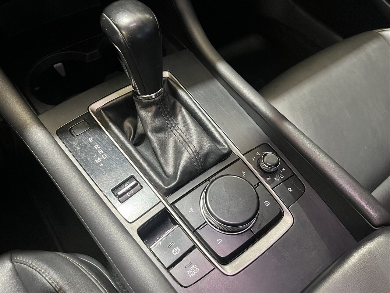2020 Mazda Mazda3 Sedan Select   - Photo 13 - Victorville, CA 92392