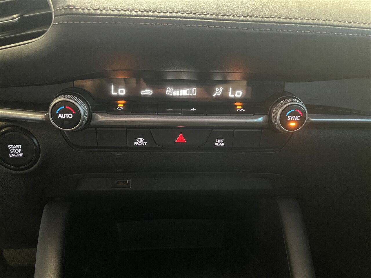 2020 Mazda Mazda3 Sedan Select   - Photo 17 - Victorville, CA 92392