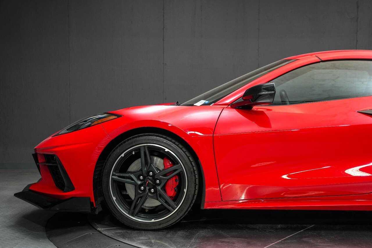 2022 Chevrolet Corvette Stingray 2LT – Z51 Performance Package - Photo 9 - Victorville, CA 92392