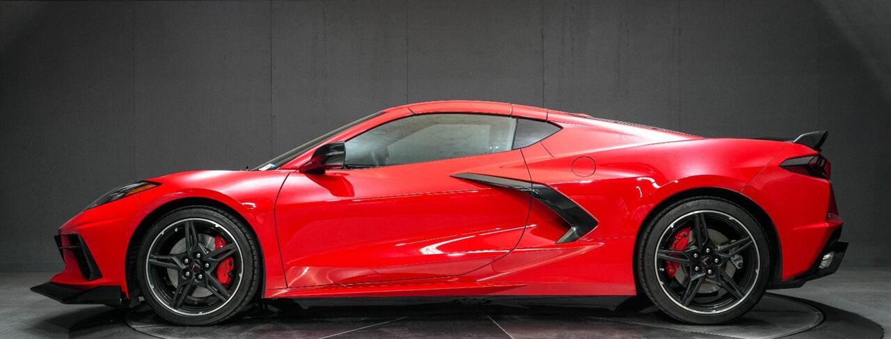 2022 Chevrolet Corvette Stingray 2LT – Z51 Performance Package - Photo 8 - Victorville, CA 92392