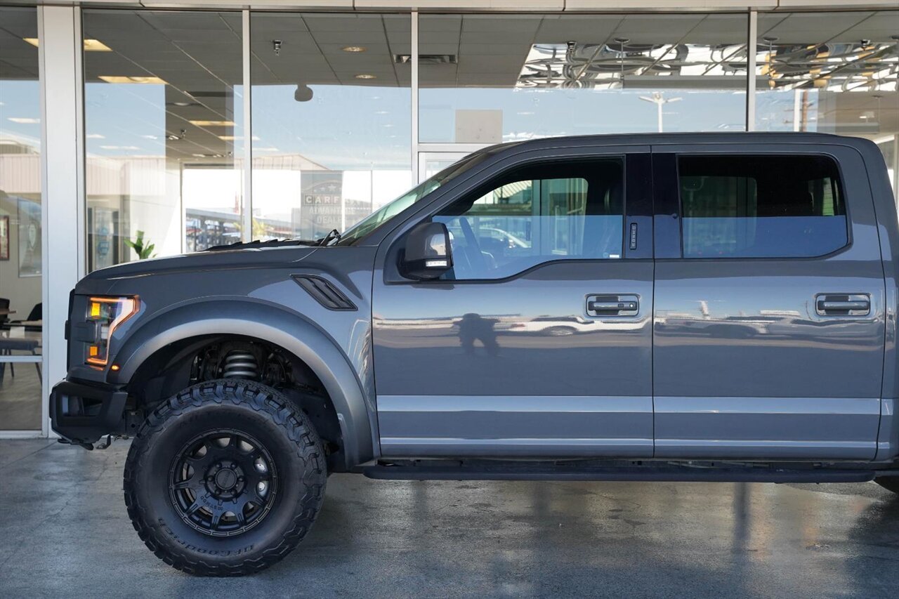 2018 Ford F-150 Raptor   - Photo 13 - Victorville, CA 92392