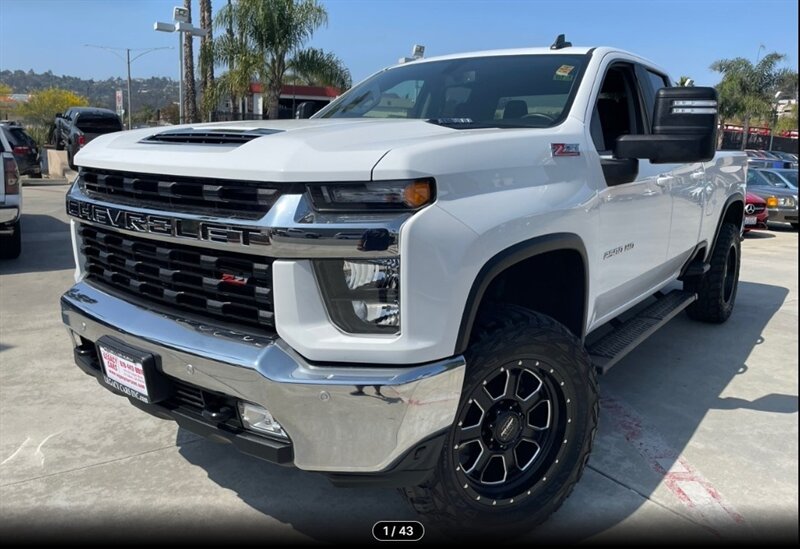 2021 Chevrolet Silverado 2500HD LT - Photo 1 - Victorville, CA 92392