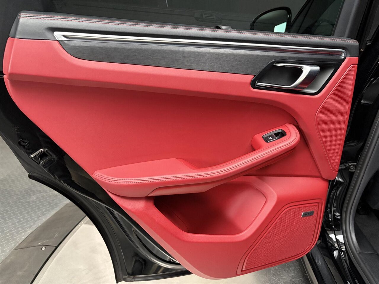 2020 Porsche Macan GTS   - Photo 33 - Victorville, CA 92392