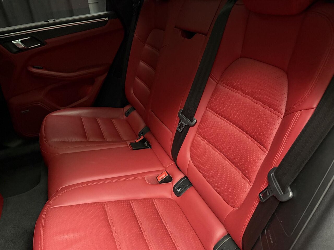 2020 Porsche Macan GTS   - Photo 32 - Victorville, CA 92392