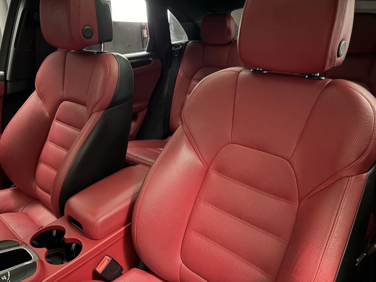 2020 Porsche Macan GTS   - Photo 22 - Victorville, CA 92392