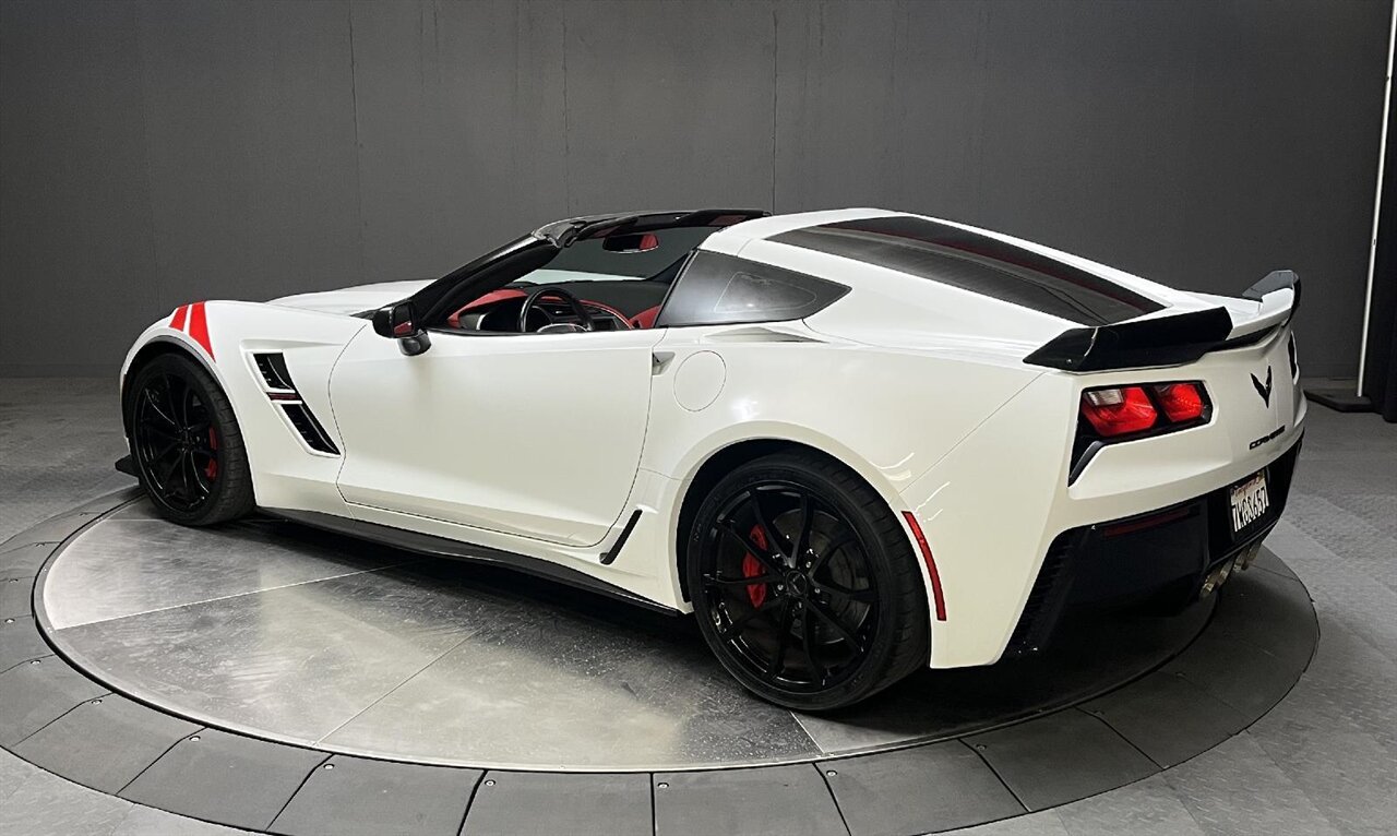 2017 Chevrolet Corvette Grand Sport   - Photo 11 - Victorville, CA 92392