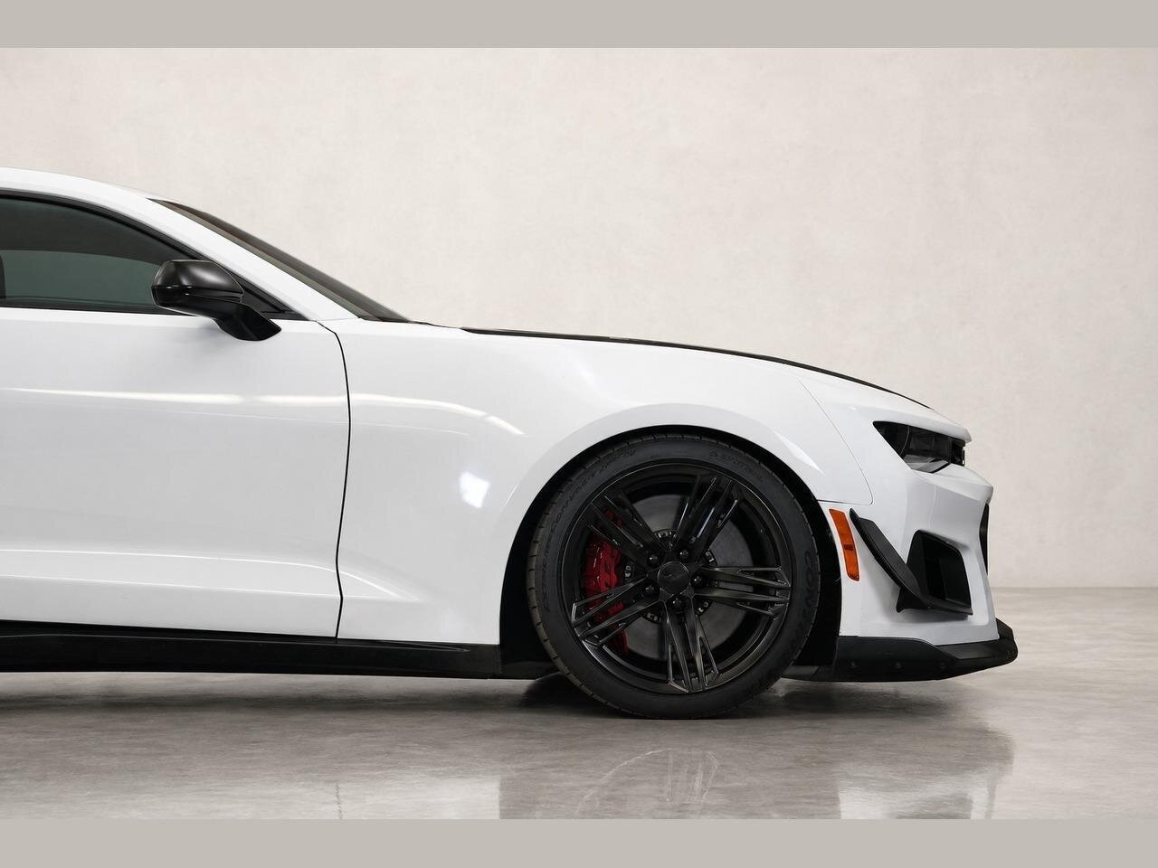 2018 Chevrolet Camaro ZL1 1LE Track Package - Photo 4 - Victorville, CA 92392