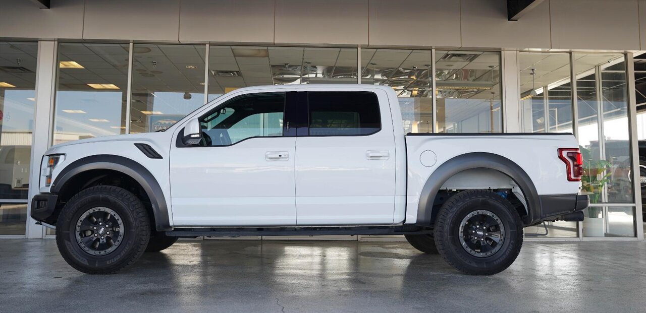 2018 Ford F-150 Raptor  802 Package - Technology Package - Forged Wheels - Photo 13 - Victorville, CA 92392