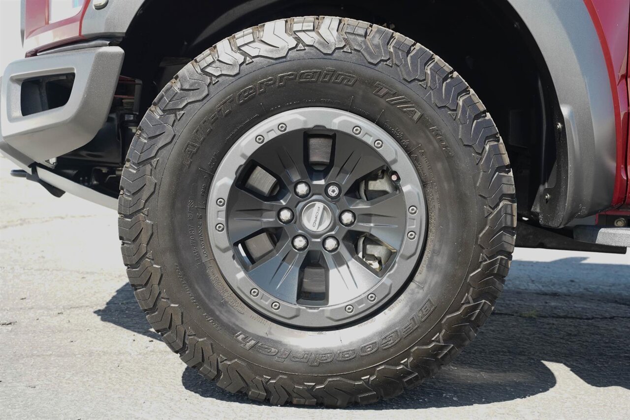 2018 Ford F-150 Raptor 802A Package - Twin Panel Moonroof - Photo 9 - Victorville, CA 92392