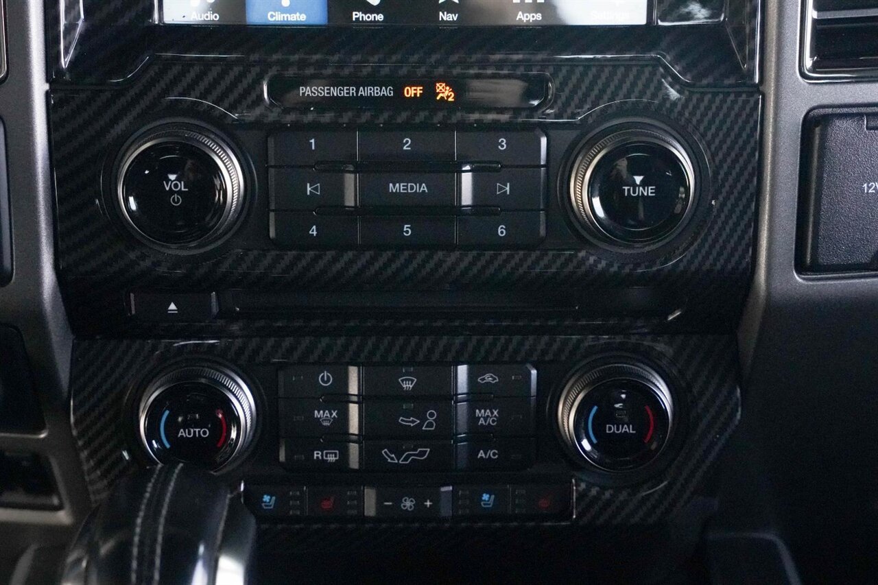 2018 Ford F-150 Raptor 802A Package - Twin Panel Moonroof - Photo 25 - Victorville, CA 92392